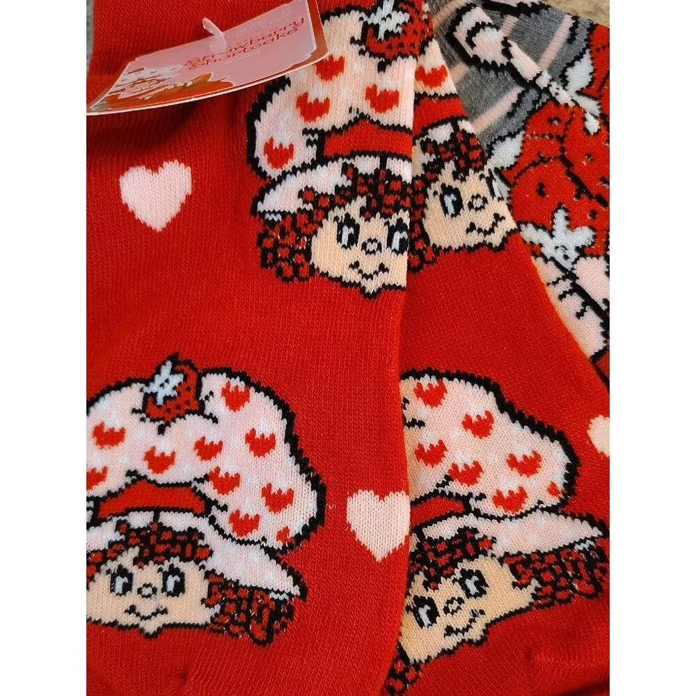 Strawberry Shortcake 2 Pairs‎ Red & Gray Printed Crew Socks NWT